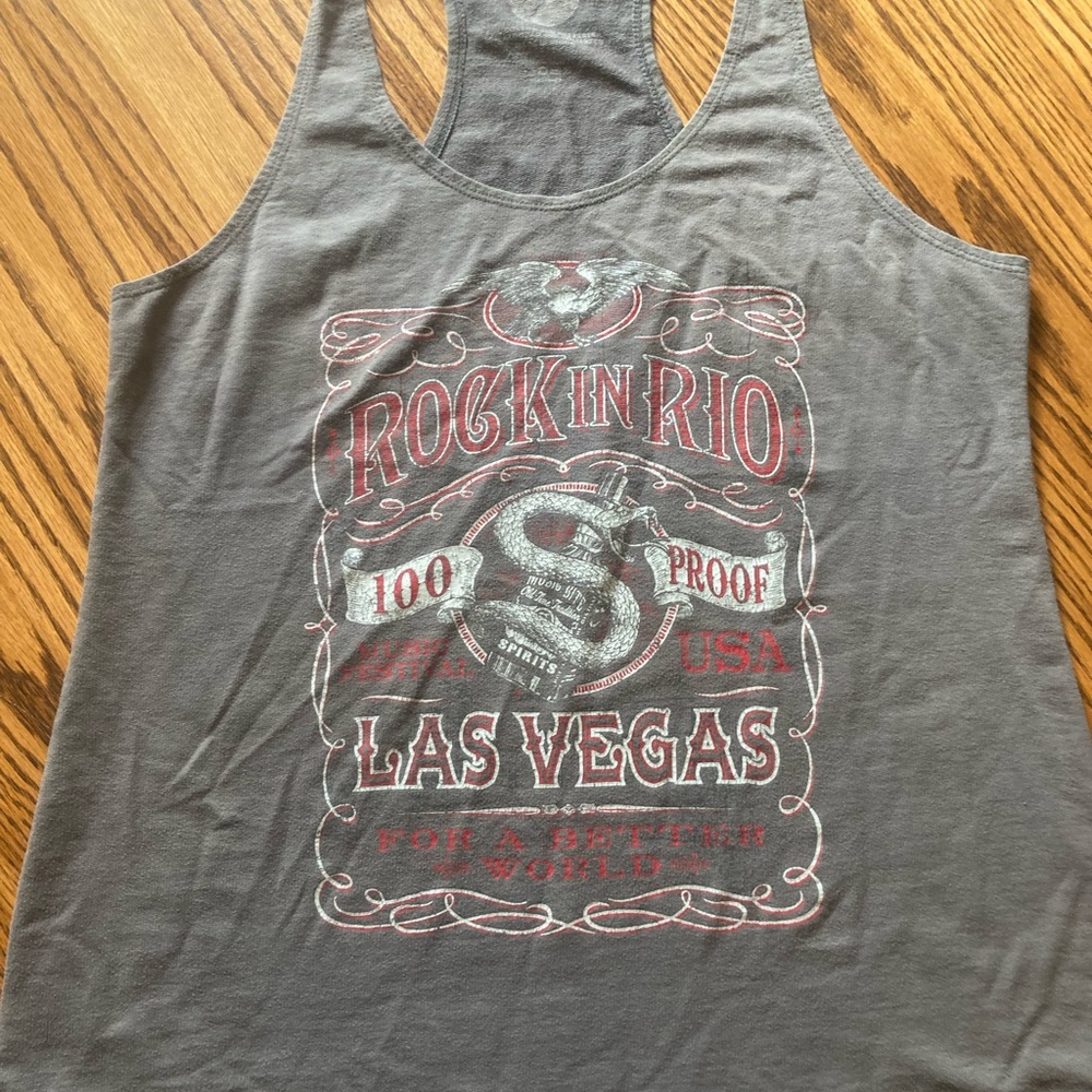 Women’s 2XL tank rock in rio